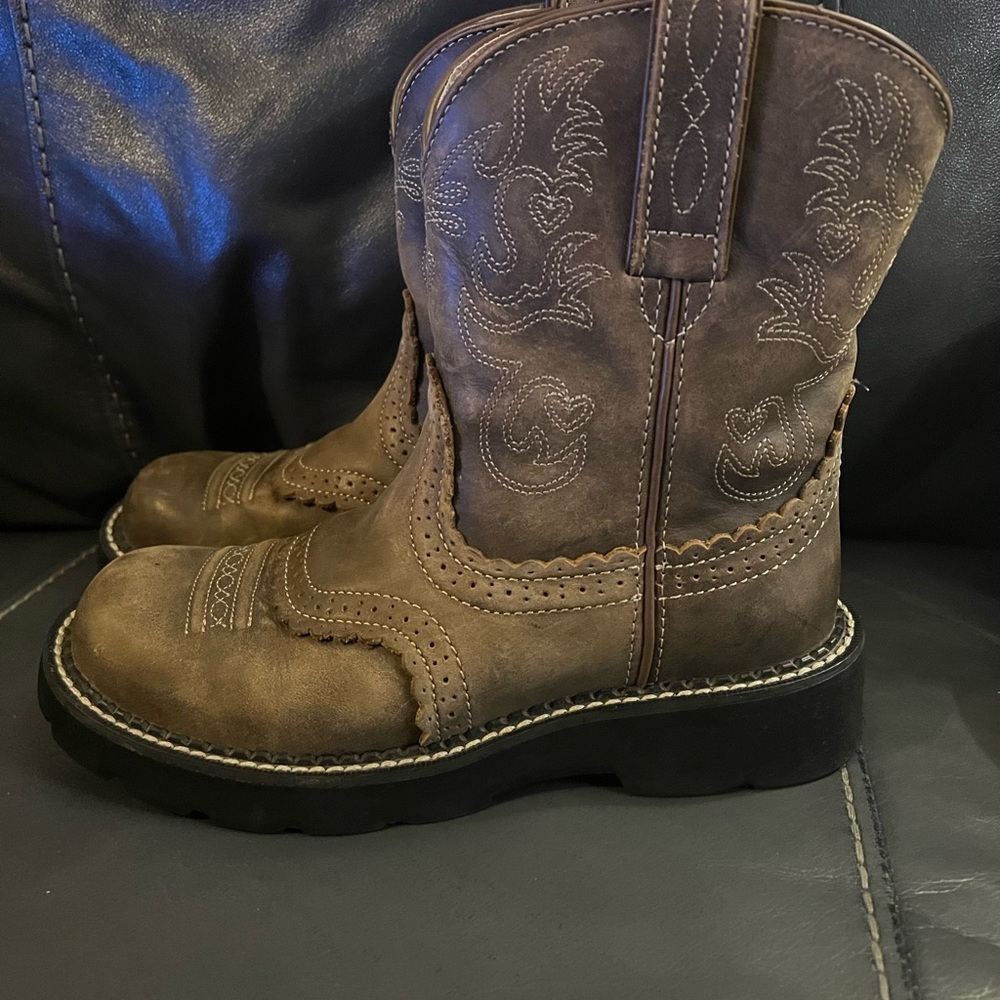 Ariat Fat Baby Brown Leather Western Boots size 6.5